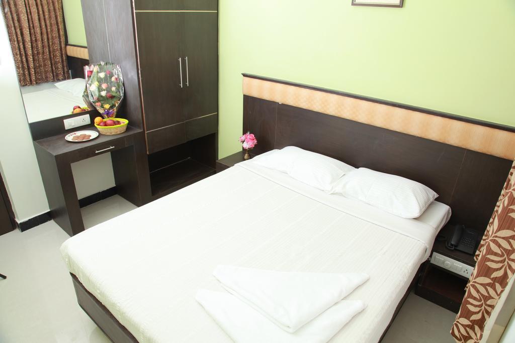 Jeyam Residency, Kumbakonam Hotel Room photo