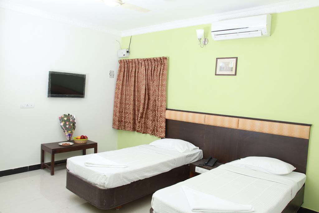 Jeyam Residency, Kumbakonam Hotel Exterior photo
